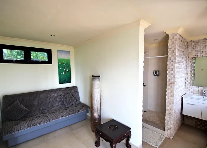 Bondalem Club Villa
